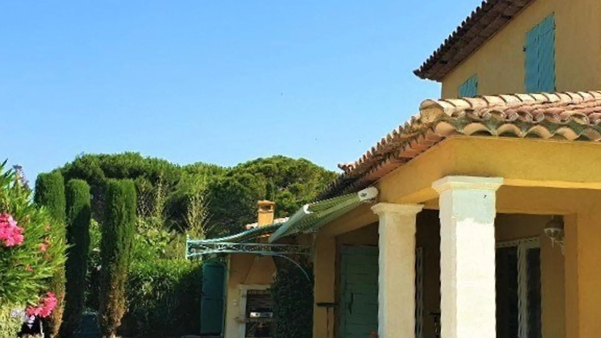 Maison Avec Piscine Couverte Et Terrasse Barbecue - 6 Couchages - Sainte Maxime - Fr-1-226-311 Ferienhaus
