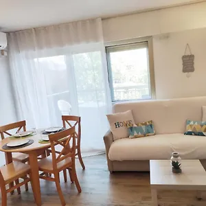 Tecy Les Platanes Apartment