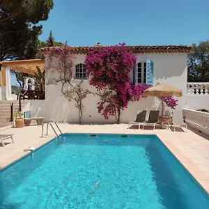 Domaine L'oiseau Bleu, 800 M From The In Villa